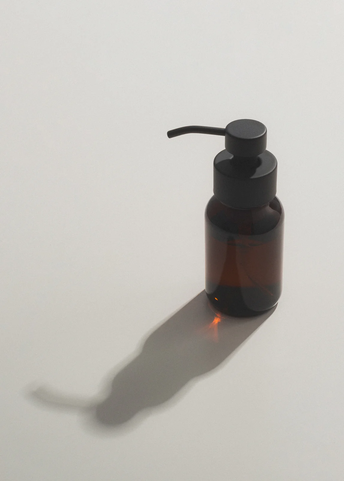 Amber Foaming Hand Soap Dispenser - Image 3