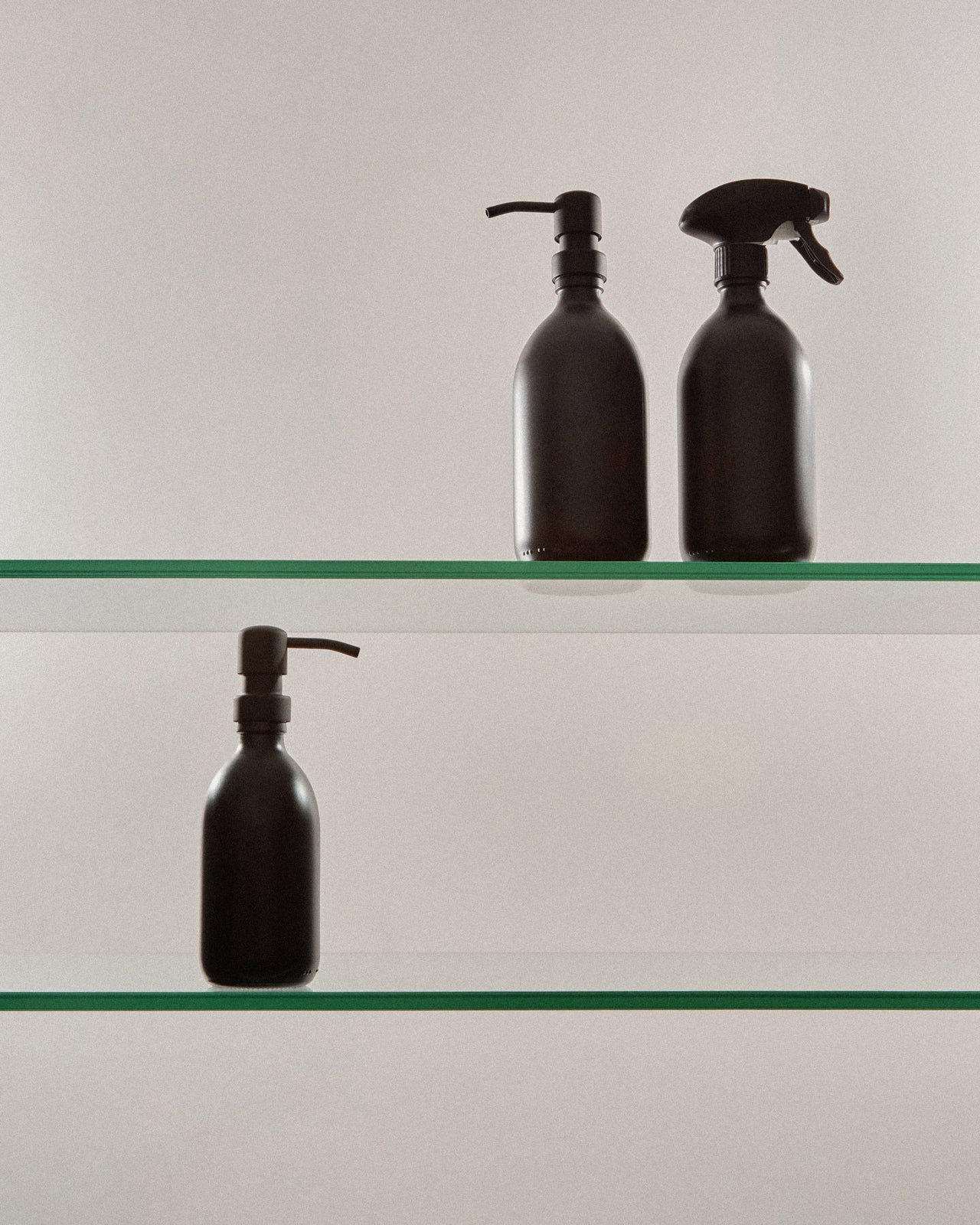 Black Spray Bottle - Image 4