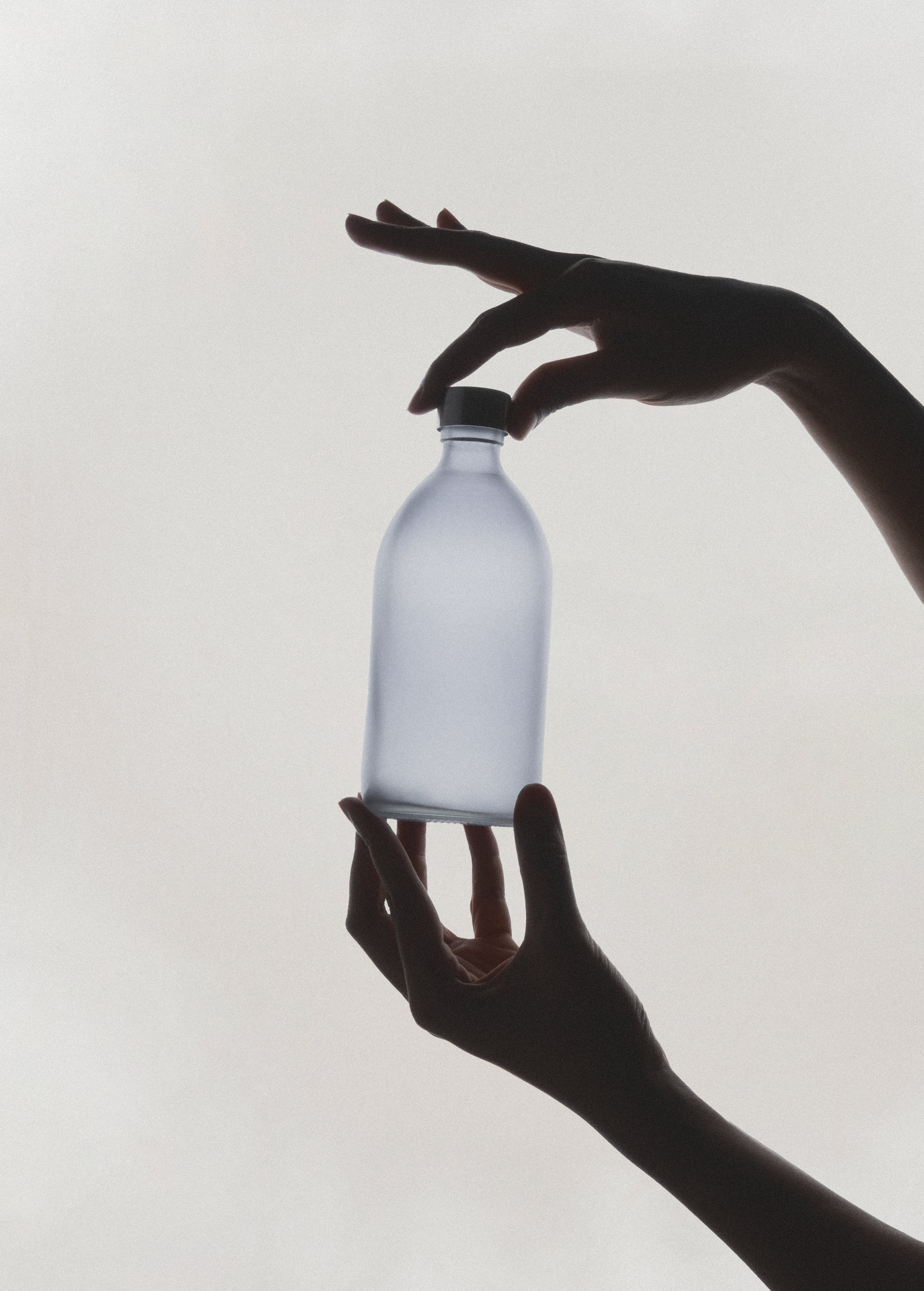 Frosted Grey Bottle and Metal Cap - Image 5