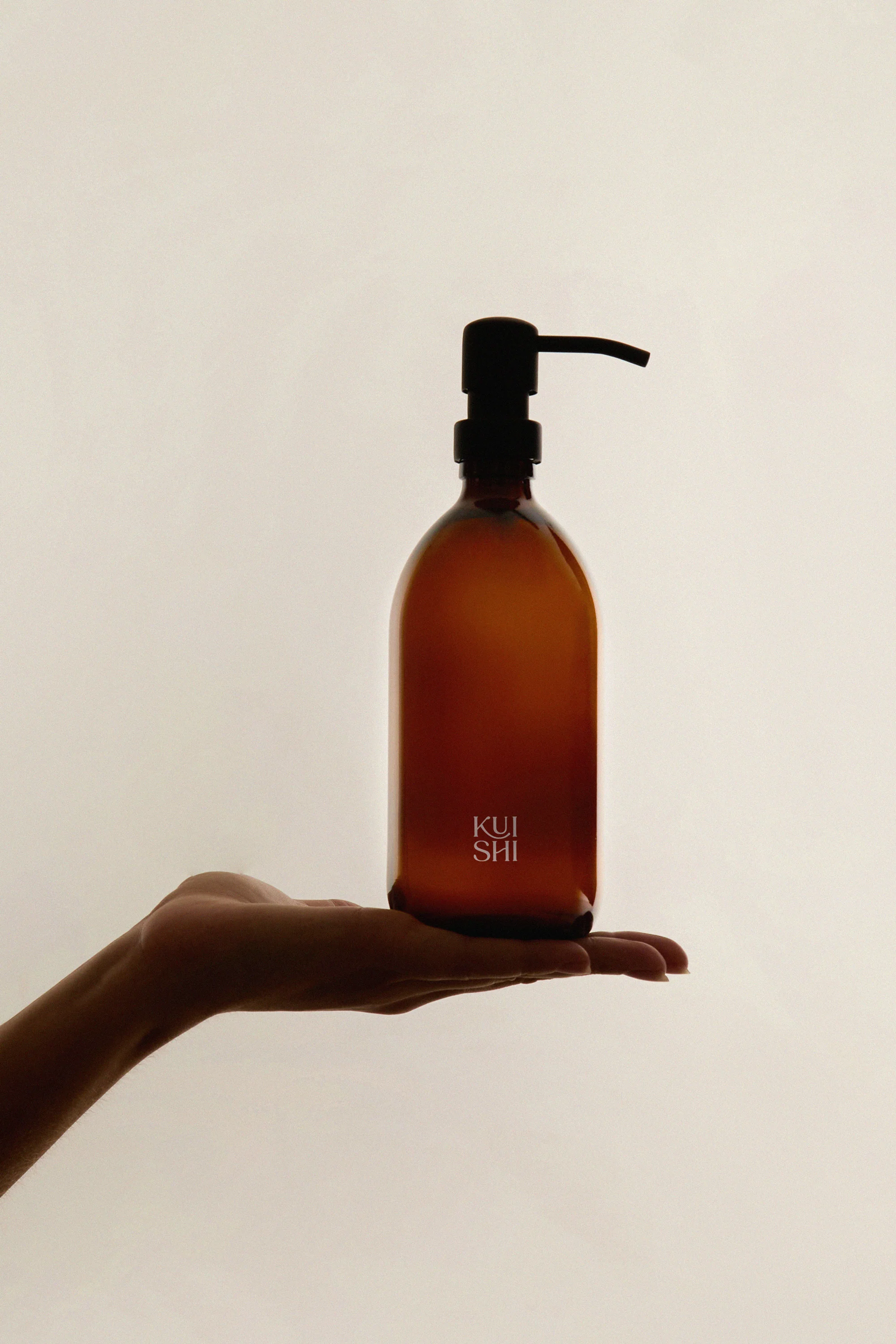 Minimal Amber Soap Dispenser - Image 3